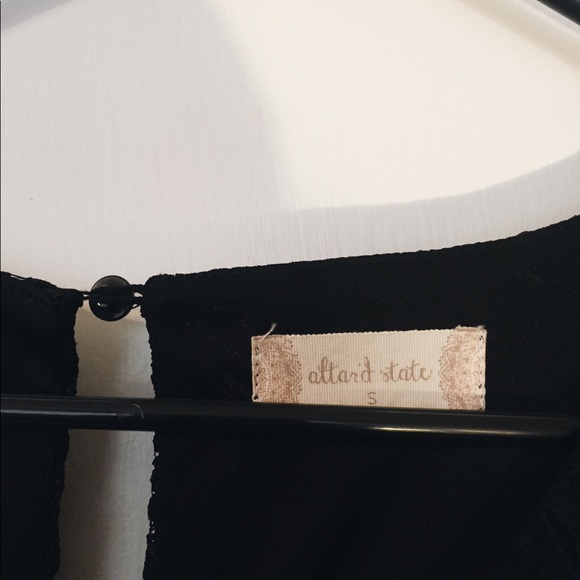 Black long sleeve dress! - Picture 5 of 7